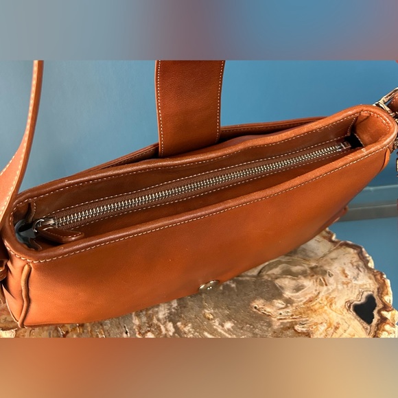 Vintage Coach Hampton Saddle Brown Leather Hobo Shoulder Purse 7583 - Picture 6 of 17